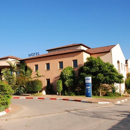 Savyonei-Hagalil Hotel Yesod Hamaala Exterior photo